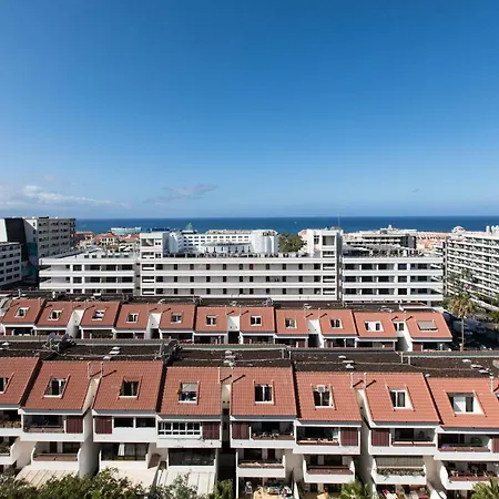 Апартаменты Sun Tower: Coastal City Landscape And Sea Views